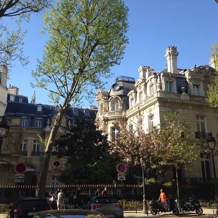 Charming Small By Trocadero Apartamento París